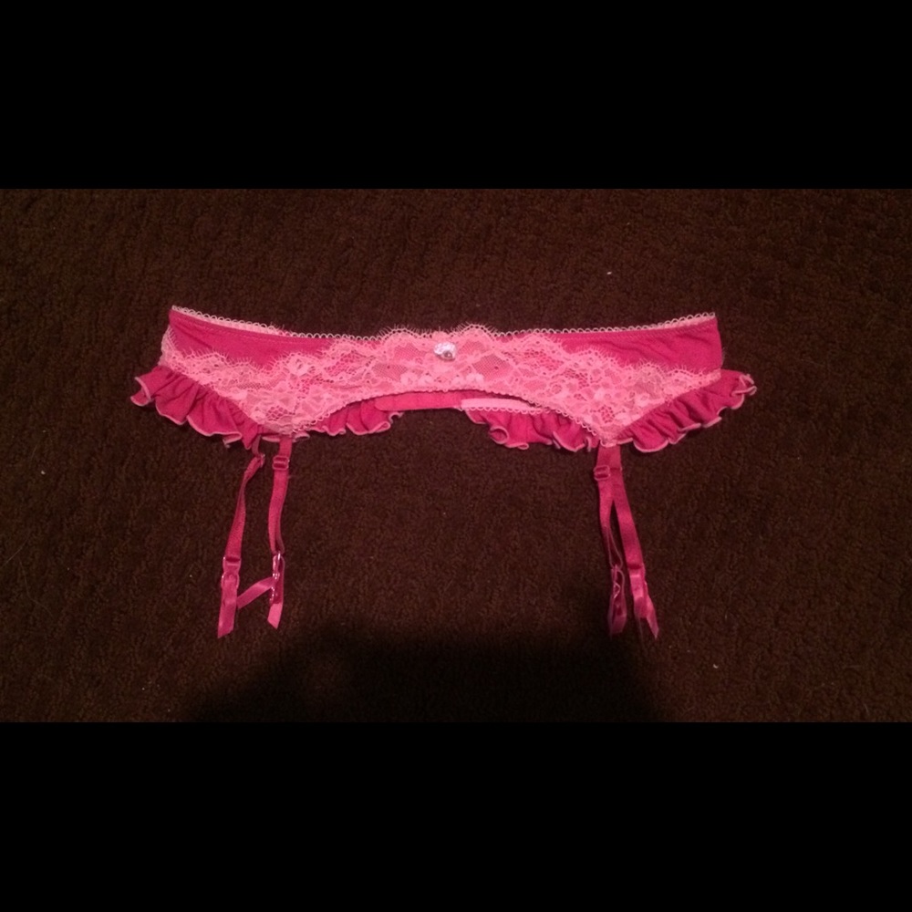 Victoria’sSecret SexyLittleThings Garter Belt XS/S